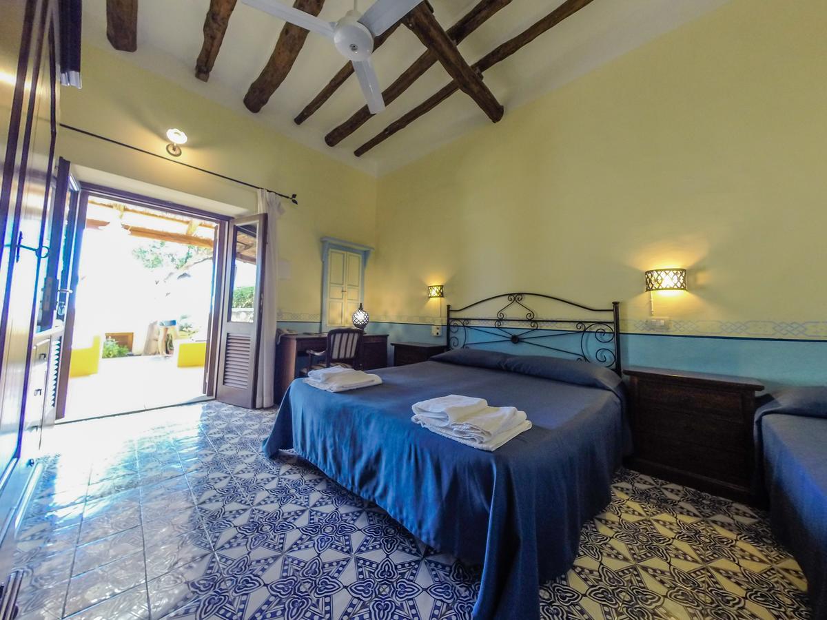 Hotel Arcangelo - Salina 3*